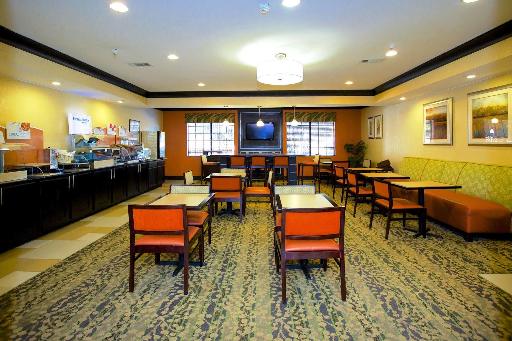 Holiday Inn Express Hotel & Suites Kennesaw Northwest - Acworth By Ihg Buitenkant foto